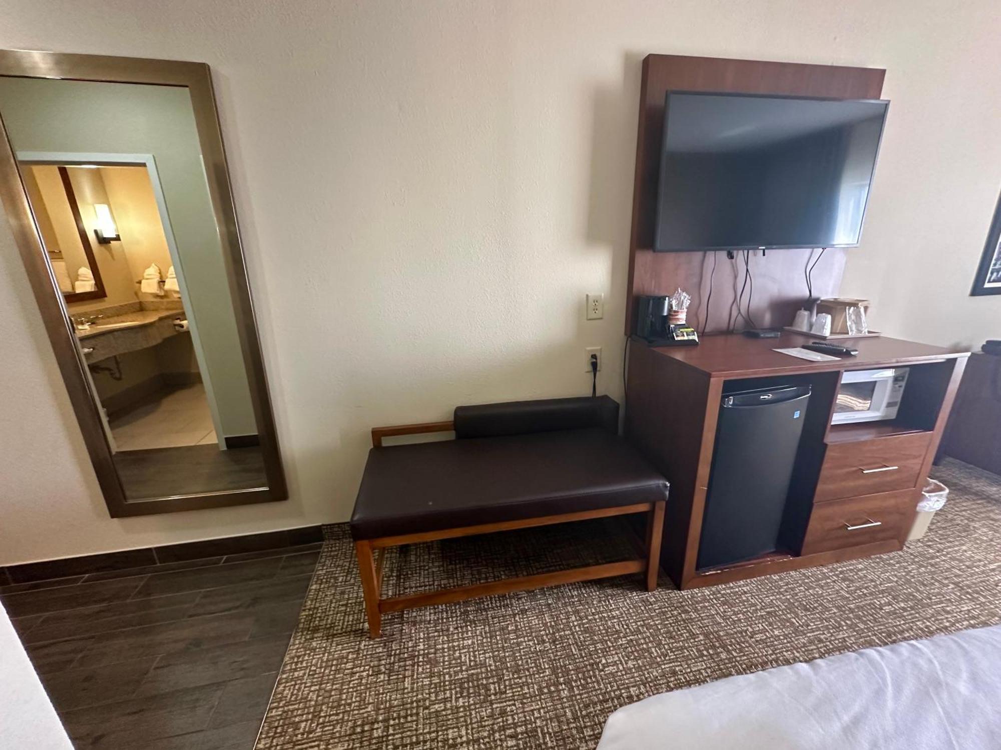 Comfort Inn & Suites Augusta West Near Fort Eisenhower Bagian luar foto