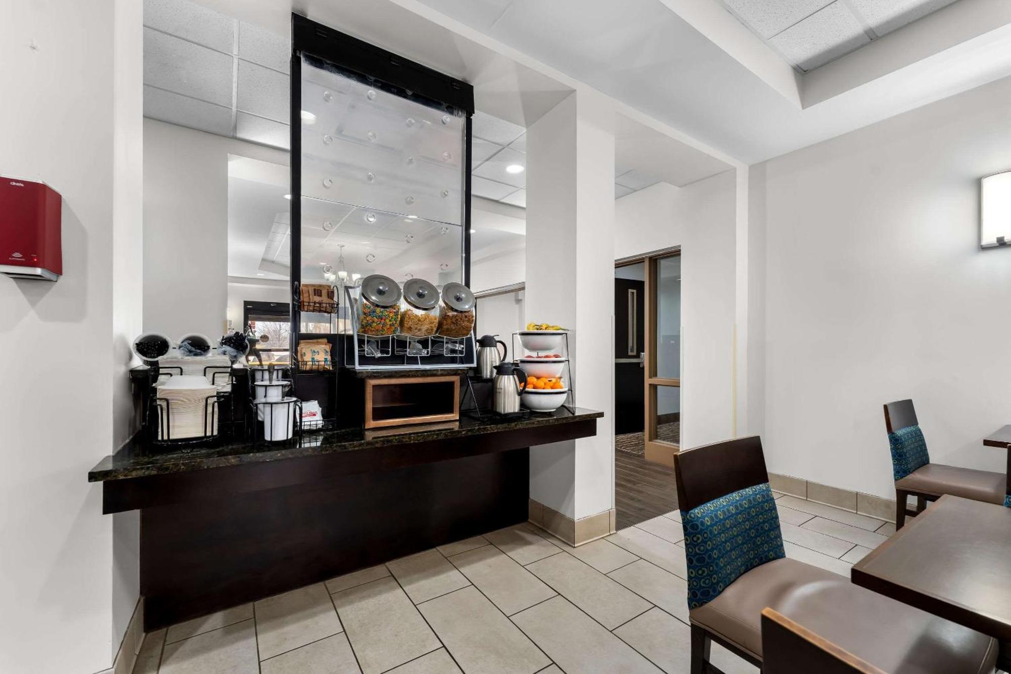 Comfort Inn & Suites Augusta West Near Fort Eisenhower Bagian luar foto
